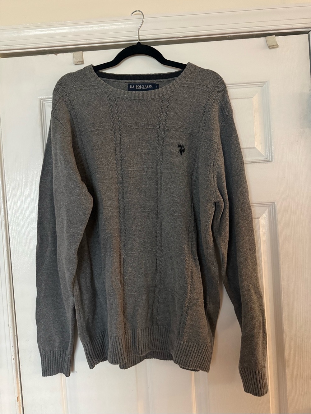 U.S. Polo Assn. Men's Light Gray Crewneck Sweater with Embroidered Logo